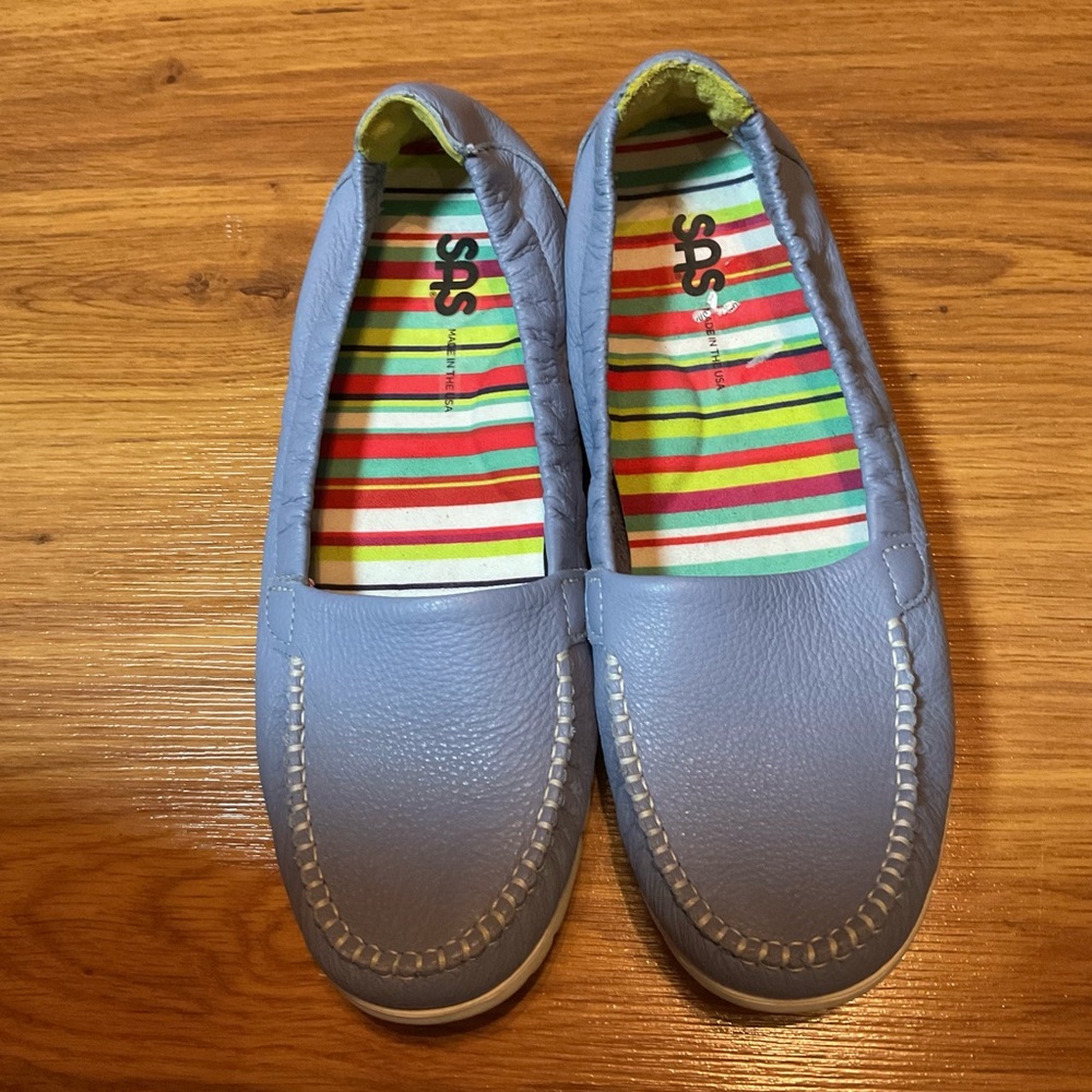 SAS San Antonio Shoes Sunny Slip On Loafers Periwinkle Leather Women’s Size 8.5